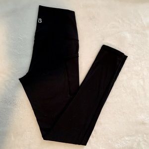 Buffbunny Luna Leggings with pockets Black in SMALL